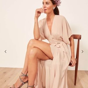 Reformation Winslow Dress S in Champagne